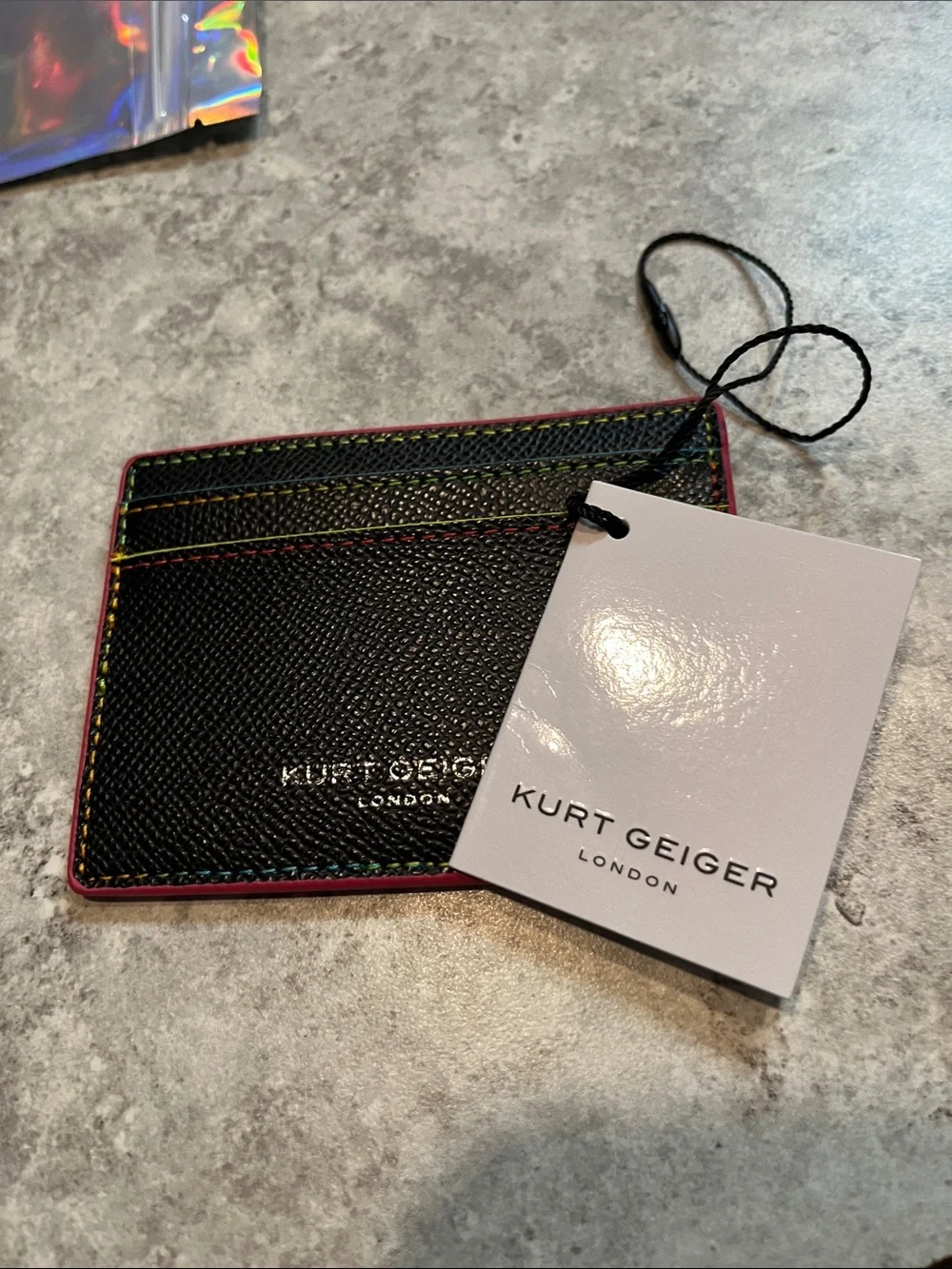 Kurt Geiger compact black